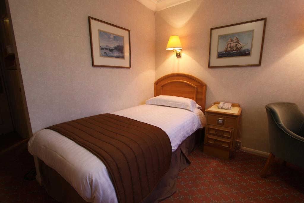 Swallow Churchgate Hotel 할로 객실 사진