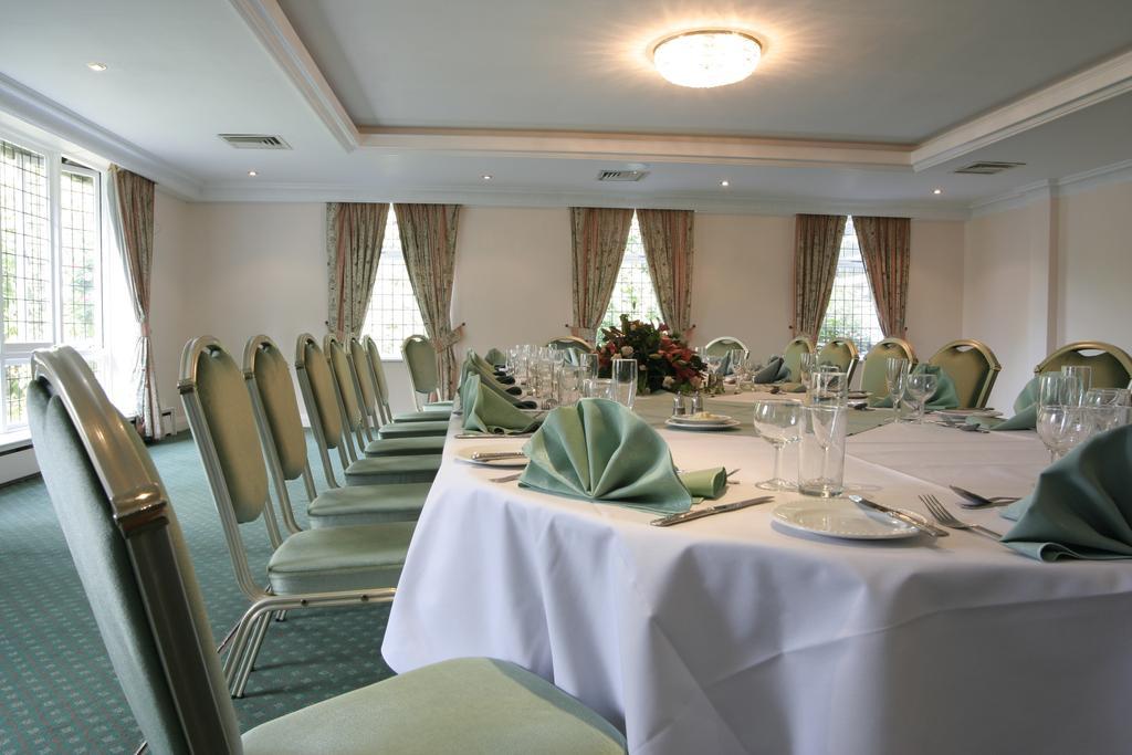 Swallow Churchgate Hotel 할로 레스토랑 사진